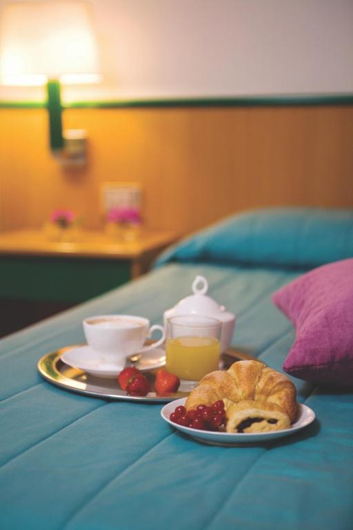 Hotel Ramoverde Borgomanero Phòng bức ảnh